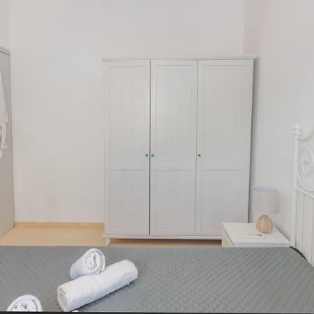 Blue View House 2 - Ysternia Bay - 2br Seafront بيت للعطل *