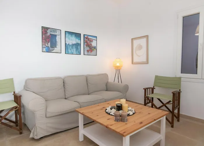 Blue View House 2 - Ysternia Bay - 2br Seafront Tínos