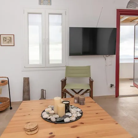 Blue View House 2 - Ysternia Bay - 2br Seafront