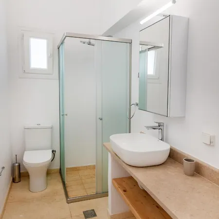 Blue View House 2 - Ysternia Bay - 2br Seafront *