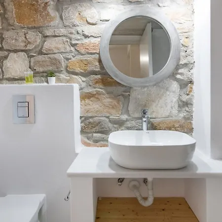 Blue View House 2 - Ysternia Bay - 2br Seafront Holiday home