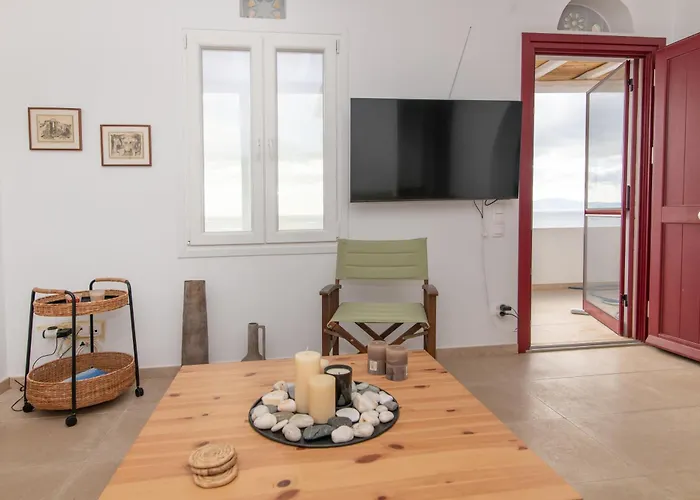 Blue View House 2 - Ysternia Bay - 2br Seafront