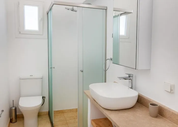 Blue View House 2 - Ysternia Bay - 2br Seafront *